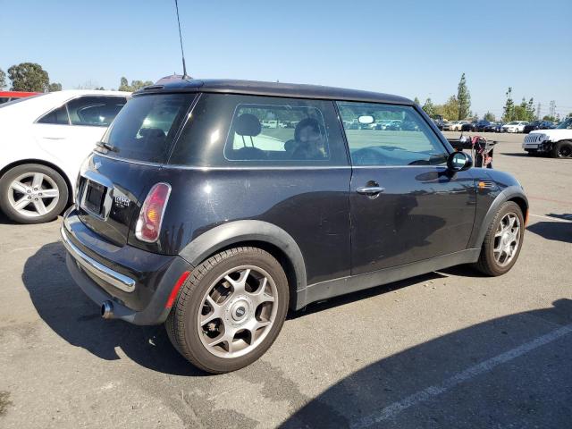 Photo 3 from auction – 2002 MINI COOPER with VIN WMWRC33422TC36469