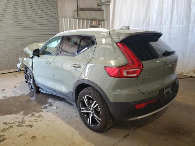 Photo 2 from auction – 2023 VOLVO XC40 CORE with VIN YV4L12UK1P2044098