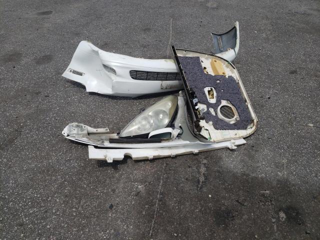 Photo 12 from auction – 2002 LEXUS ES 300 with VIN JTHBF30G420038452