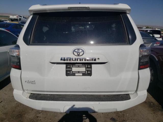 Photo 6 from auction – 2018 TOYOTA 4RUNNER SR with VIN JTEBU5JR1J5497129