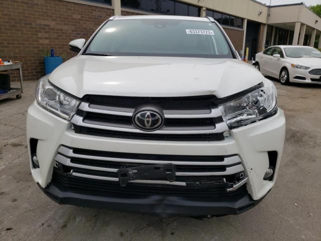 Photo 5 from auction – 2019 TOYOTA HIGHLANDER with VIN 5TDJZRFH2KS602930