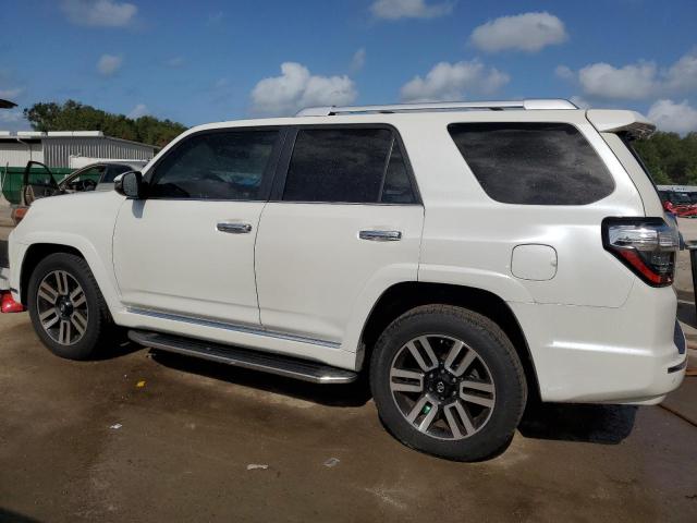 Zdjęcie 2 z aukcji – 2016 TOYOTA 4RUNNER SR z VIN JTEZU5JRXG5131273