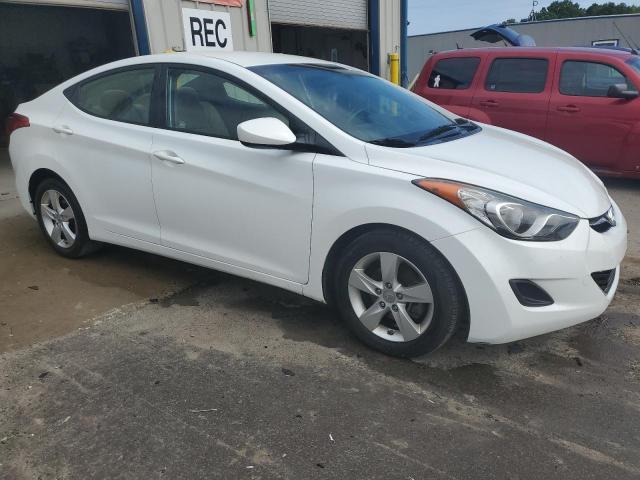 Photo 4 from auction – 2013 HYUNDAI ELANTRA GL with VIN 5NPDH4AE0DH313151