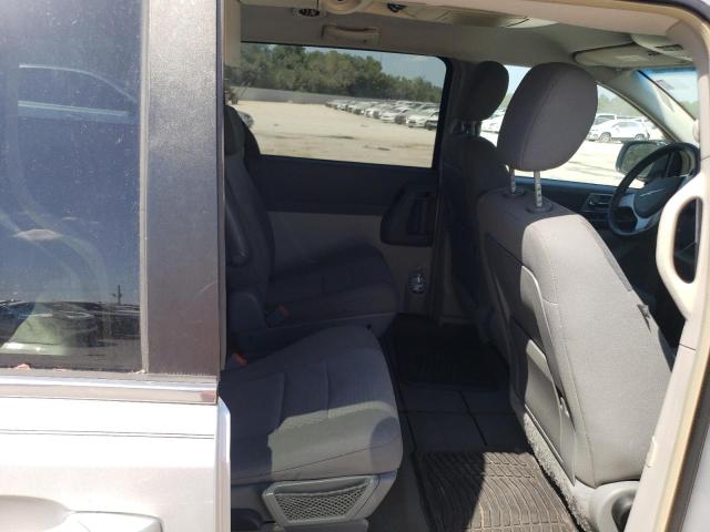 Photo 11 from auction – 2008 CHRYSLER TOWN & COU with VIN 2A8HR54P68R671759