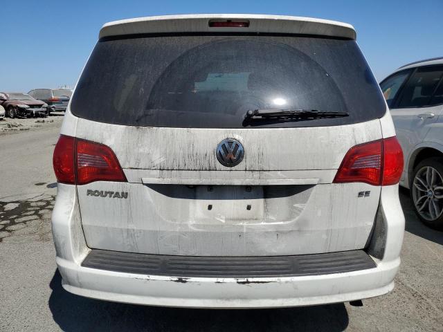 Photo 6 from auction – 2010 VOLKSWAGEN ROUTAN SE with VIN 2V4RW3D18AR324773