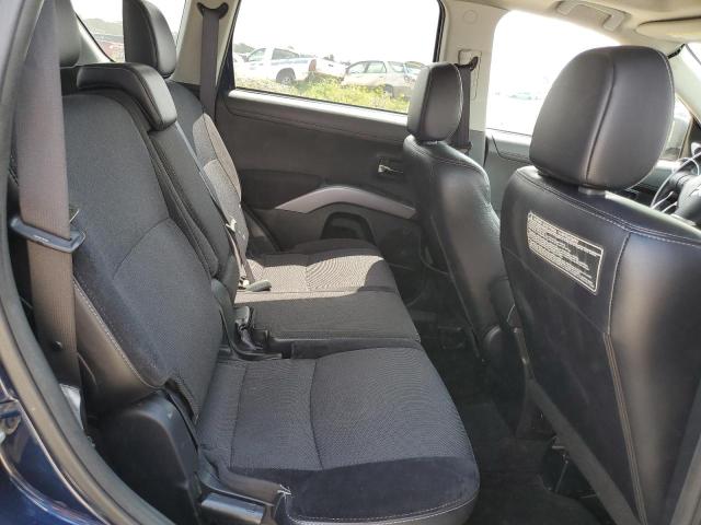 Photo 11 from auction – 2011 MITSUBISHI OUTLANDER with VIN JA4JT3AW7BU038055