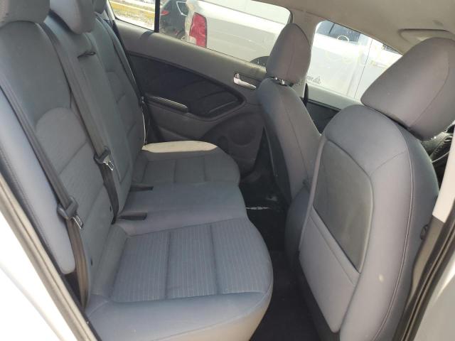 Photo 10 from auction – 2017 KIA FORTE LX with VIN 3KPFL4A78HE069302
