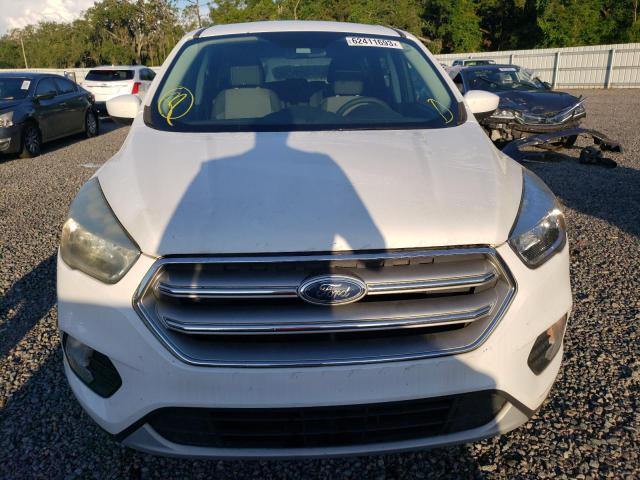 Photo 5 from auction – 2017 FORD ESCAPE SE with VIN 1FMCU0GD2HUE86160