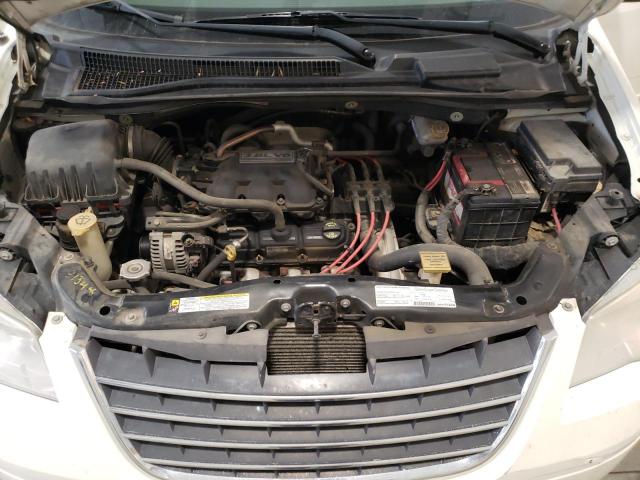 Photo 12 from auction – 2008 CHRYSLER TOWN & COU with VIN 2A8HR54P28R743699