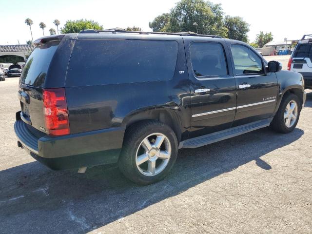 Photo 3 from auction – 2010 CHEVROLET SUBURBAN K with VIN 1GNUKKE33AR132328