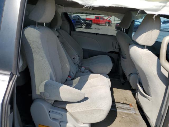 Photo 11 from auction – 2012 TOYOTA SIENNA LE with VIN 5TDKK3DC9CS234728