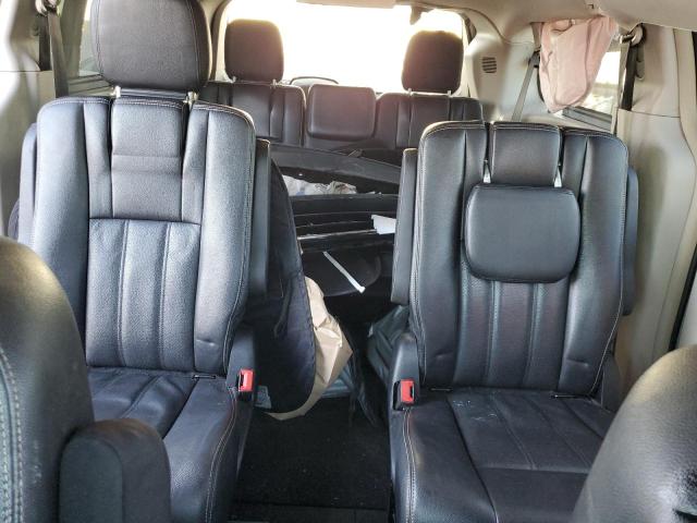 Photo 10 from auction – 2015 CHRYSLER TOWN & COU with VIN 2C4RC1CG3FR601009