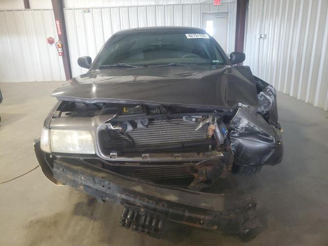 Photo 5 from auction – 2005 FORD CROWN VICT with VIN 2FAFP71W65X125889