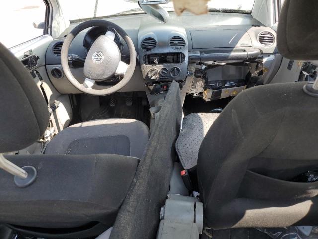 Photo 8 from auction – 2000 VOLKSWAGEN NEW BEETLE with VIN 3VWCA21C5YM451901