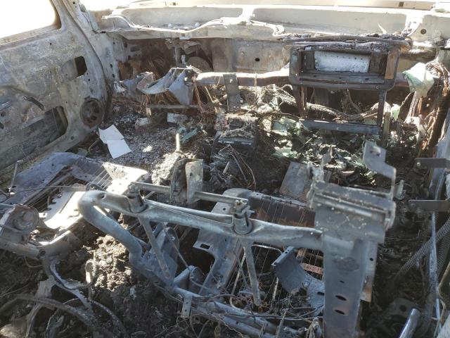 Photo 8 from auction – 2003 HUMMER H2 with VIN 5GRGN23U33H129560