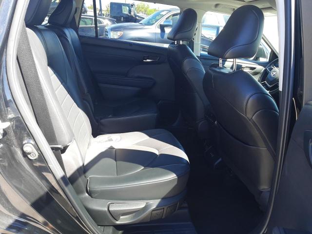 Photo 11 from auction – 2022 TOYOTA HIGHLANDER with VIN 5TDGZRAH5NS546729