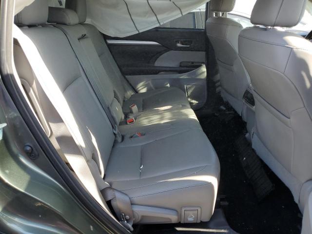 Photo 10 from auction – 2018 TOYOTA HIGHLANDER with VIN 5TDJZRFH5JS871471