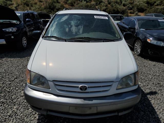 Photo 5 from auction – 2001 TOYOTA SIEANNA with VIN 4T3ZF13C91U340598