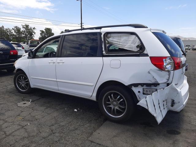 Photo 2 from auction – 2010 TOYOTA SIENNA CE with VIN 5TDKK4CC5AS295417