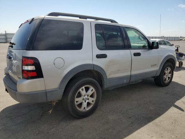 Photo 3 from auction – 2006 FORD EXPLORER X with VIN 1FMEU63E16UB72510