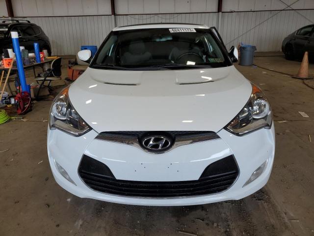 Photo 5 from auction – 2015 HYUNDAI VELOSTER with VIN KMHTC6AD0FU236993