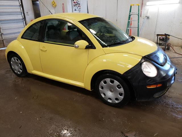 Photo 4 from auction – 2010 VOLKSWAGEN NEW BEETLE with VIN 3VWPG3AG6AM015220
