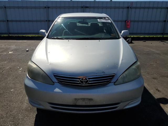 Photo 5 from auction – 2004 TOYOTA CAMRY LE with VIN 4T1BF32K24U568672
