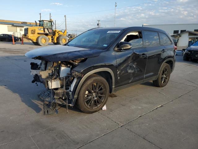 TOYOTA HIGHLANDER 2019 with VIN 5TDKZRFH9KS332860 - Photo from auction
