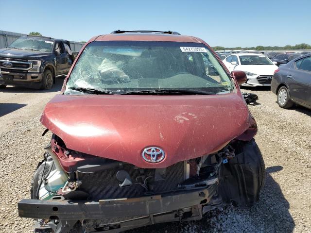 Photo 5 from auction – 2011 TOYOTA SIENNA XLE with VIN 5TDYK3DC6BS048749