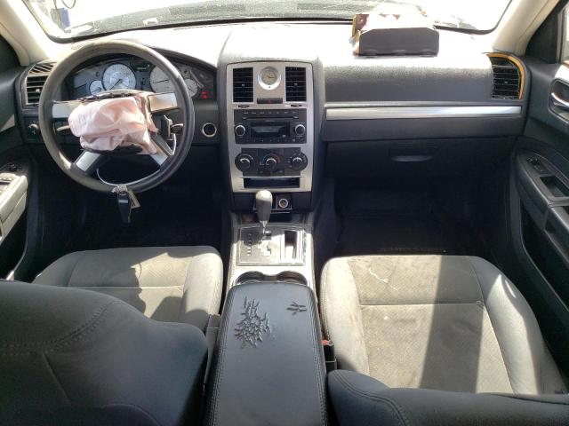 Photo 8 from auction – 2010 CHRYSLER 300 TOURIN with VIN 2C3CA4CDXAH199088