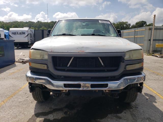 Zdjęcie 5 z aukcji – 2004 GMC SIERRA C25 z VIN 1GTHC24U14E403190