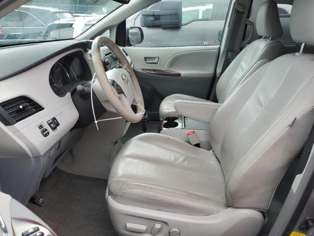 Photo 7 from auction – 2011 TOYOTA SIENNA XLE with VIN 5TDYK3DCXBS157246