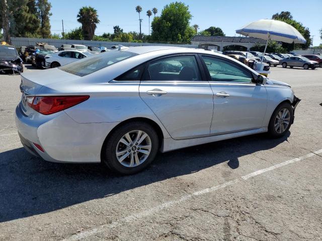 Photo 3 from auction – 2014 HYUNDAI SONATA GLS with VIN 5NPEB4AC8EH942615