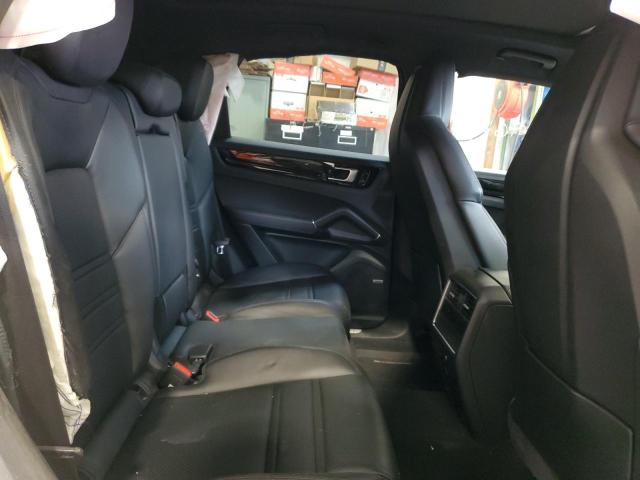Photo 11 from auction – 2019 PORSCHE CAYENNE S with VIN WP1AB2AY0KDA61261