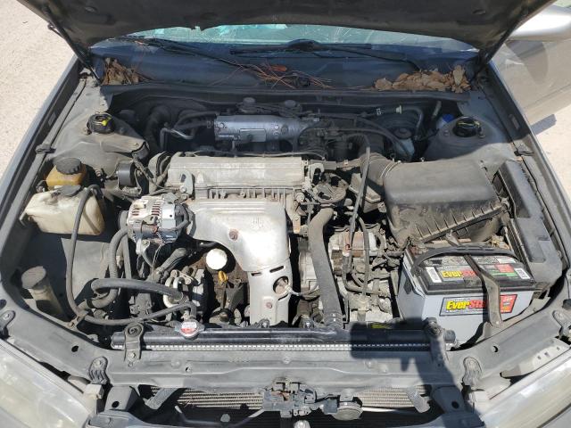 Photo 11 from auction – 2000 TOYOTA CAMRY CE with VIN 4T1BG22K5YU664602