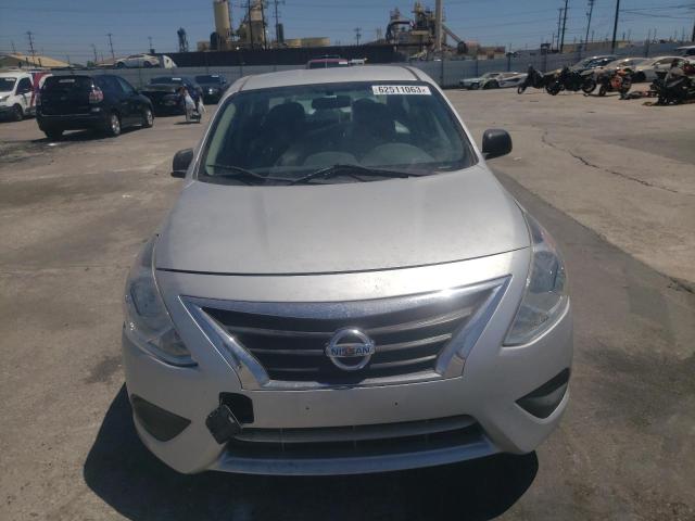 Foto 5 de la subasta – 2015 NISSAN VERSA S con VIN 3N1CN7AP1FL936386