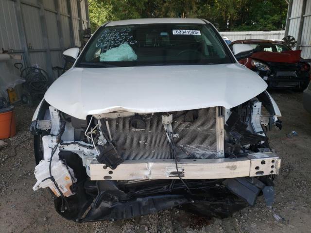 Photo 5 from auction – 2018 TOYOTA HIGHLANDER with VIN 5TDZZRFH4JS235160