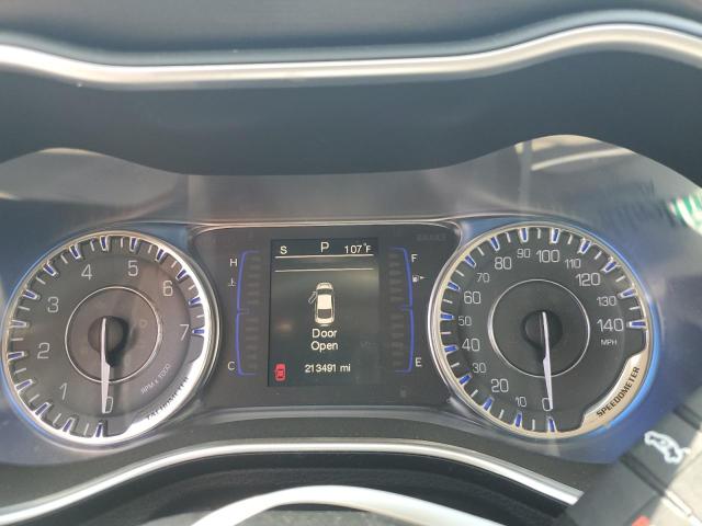 Photo 9 from auction – 2015 CHRYSLER 200 LIMITE with VIN 1C3CCCAB8FN697844