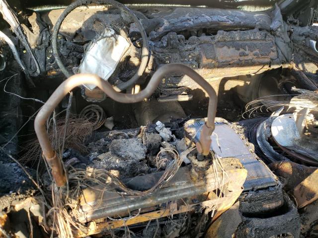 Photo 8 from auction – 2003 CADILLAC DEVILLE with VIN 1G6KD54Y63U274975