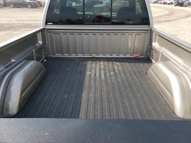 Photo 10 from auction – 2000 CHEVROLET SILVERADO with VIN 1GCEK14T9YZ318426