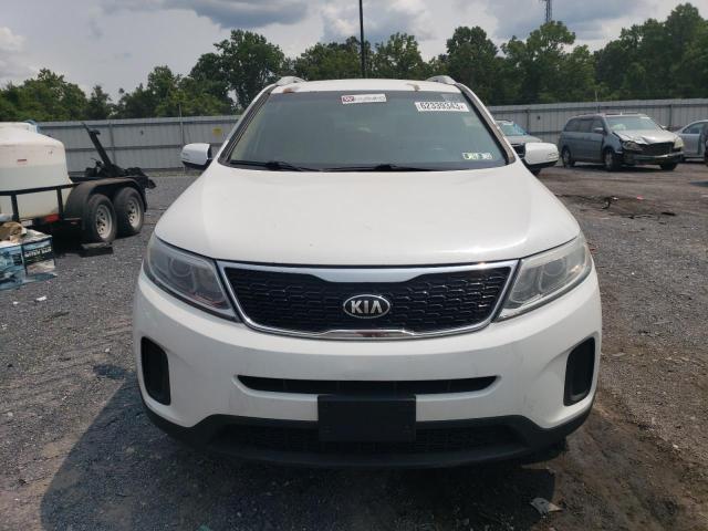 Photo 5 from auction – 2015 KIA SORENTO LX with VIN 5XYKTDA78FG603848
