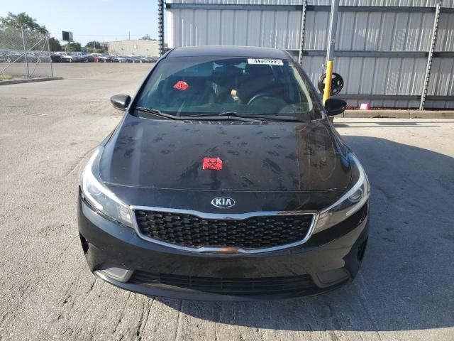 Photo 5 from auction – 2017 KIA FORTE LX with VIN 3KPFK4A77HE083128