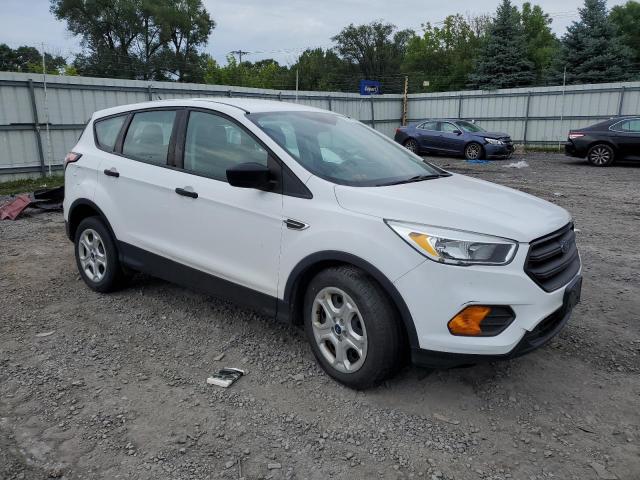 Photo 4 from auction – 2017 FORD ESCAPE S with VIN 1FMCU0F70HUB64452