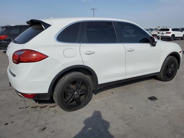 Photo 3 from auction – 2014 PORSCHE CAYENNE with VIN WP1AA2A21ELA02969