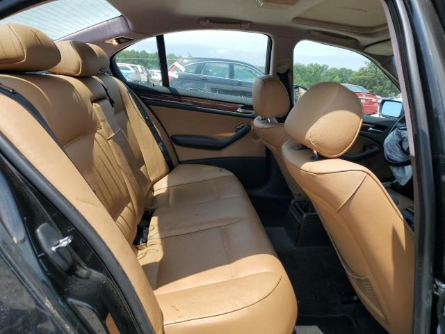 Photo 10 from auction – 2005 BMW 325 I with VIN WBAEV33405KW20198