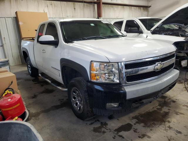 Photo 4 from auction – 2008 CHEVROLET SILVERADO with VIN 1GCEK19048Z208852