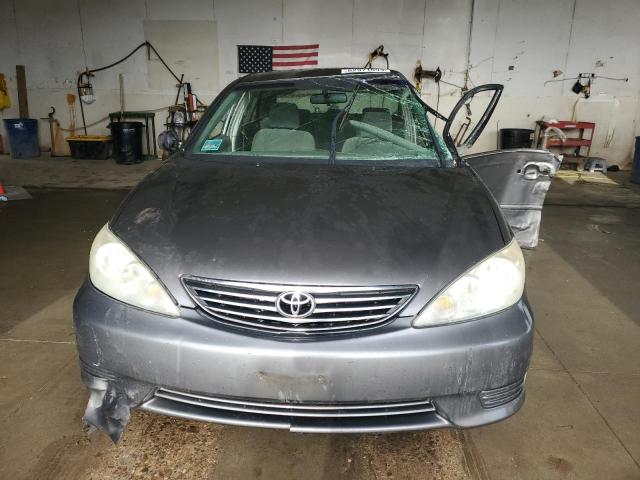 Photo 5 from auction – 2005 TOYOTA CAMRY LE with VIN 4T1BE32K45U973808