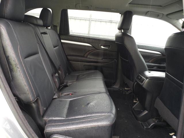 Photo 10 from auction – 2016 TOYOTA HIGHLANDER with VIN 5TDJKRFH0GS328445