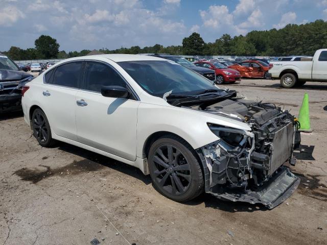 Photo 4 from auction – 2017 NISSAN ALTIMA 2.5 with VIN 1N4AL3AP0HC476306