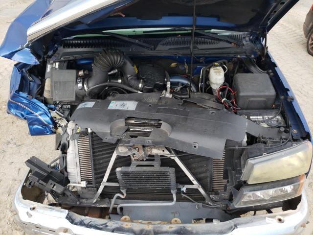 Photo 11 from auction – 2003 CHEVROLET SILVERADO with VIN 1GCHC29163E217528
